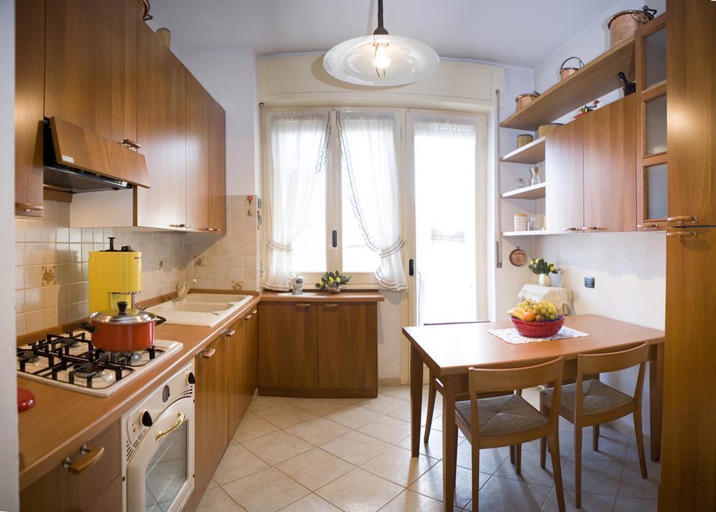 Silky House With Private Parking Apartment Como Room photo